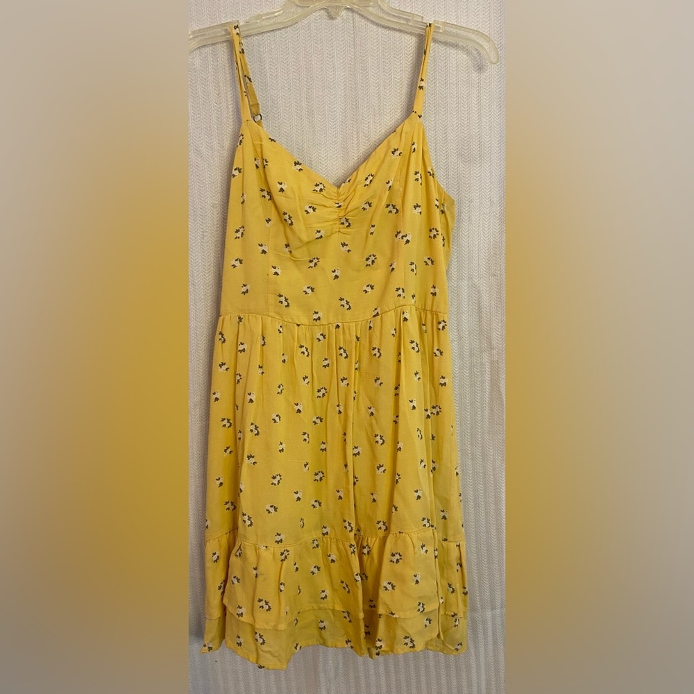 Hollister Size M Mini yellow flower dress open tie back adjustable straps Cute!